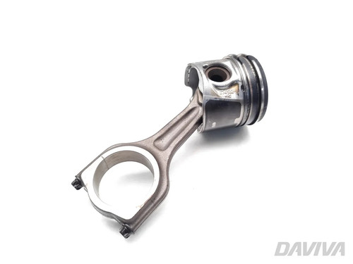 Peugeot 208 engine piston - peugeot,