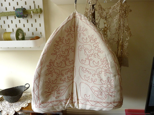 Embroidery tea cosy kitchen - cosy.,