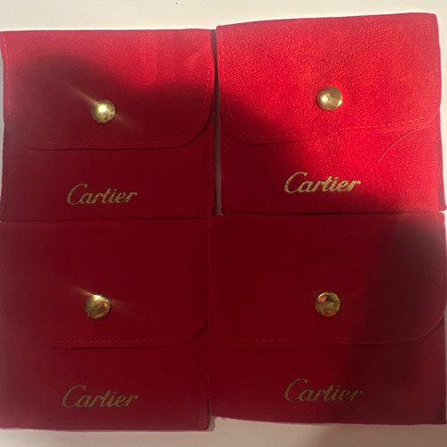 Cartier red snap closure - red,