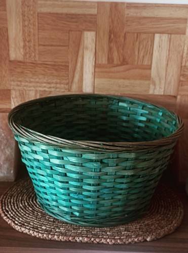 Wicker storage basket