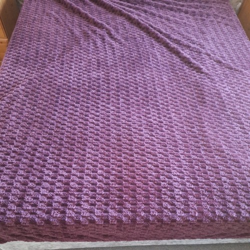 Fleece throw luxury bedspread - throw,