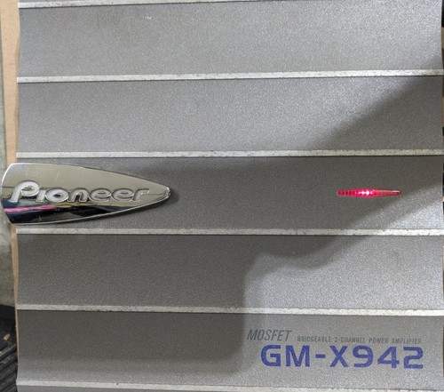 Pioneer x942 auto amplifier - gm-x942,