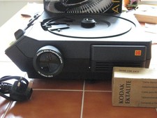 Kodak Ektalite 500 Projector, 75-120mm Lens, Remote, Magazine