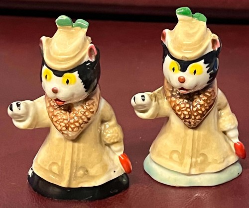 Rare pair vintage wade - rare,