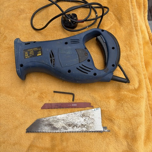 Powercraft reciprocating saw - -,