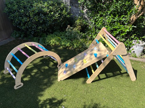 Wooden climbing frame rainbow - climbing,