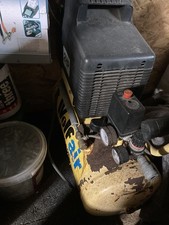 WOLF 240v Air Compressor 25ltr single phase air receiver 