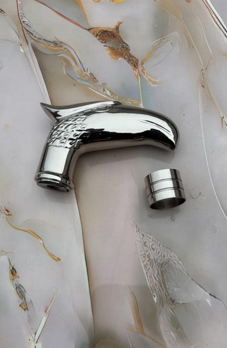 Silver eagle head - silver, walking