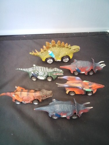 Dinosaur pull back - &, racing