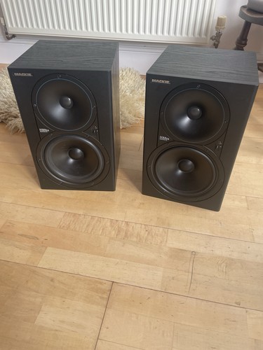 Mackie hr824 high - 1,