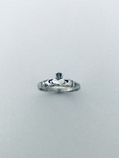 925 Sterling Silver Claddagh Ring