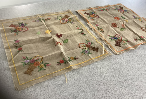 Vintage hand embroidered - 2,
