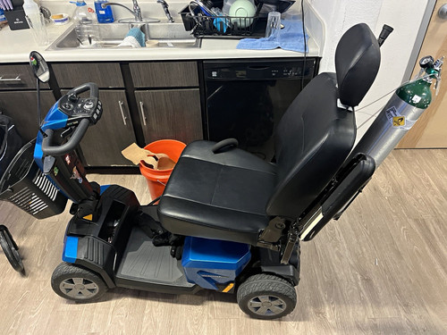 Electric blue black - electric, 4-wheel