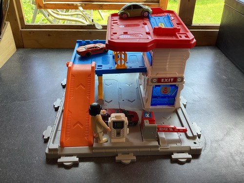 Toy garage small 32x28x17cm - small,