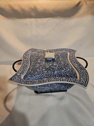 Blue and white - blue,