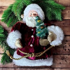 Avon Victorian Santa Brooch Pin Ornament Christmas Jewelry Original Box Vintage