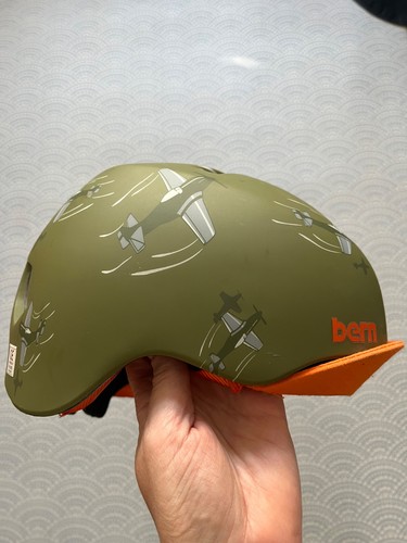Bern nino matte green dogfight - green,