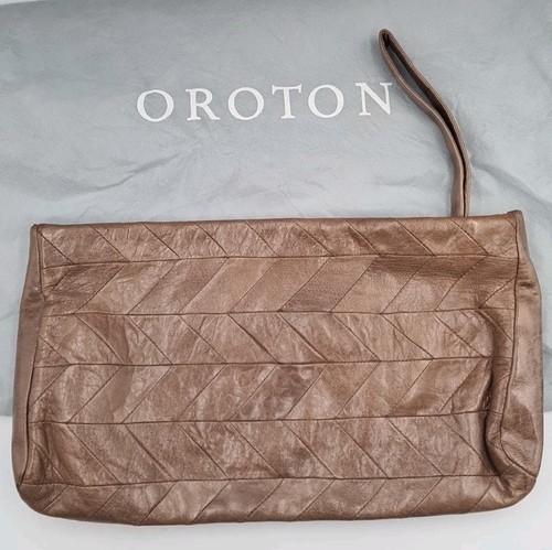 Oroton brown leather - leather, geometric