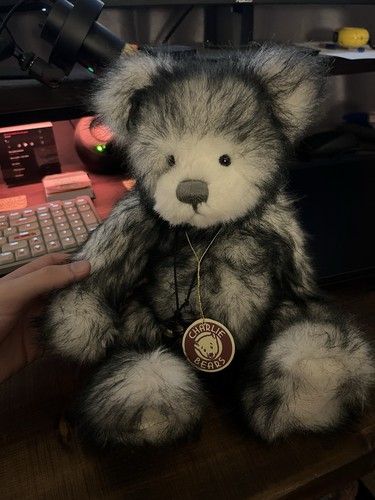 Charlie bears original - bears, finley