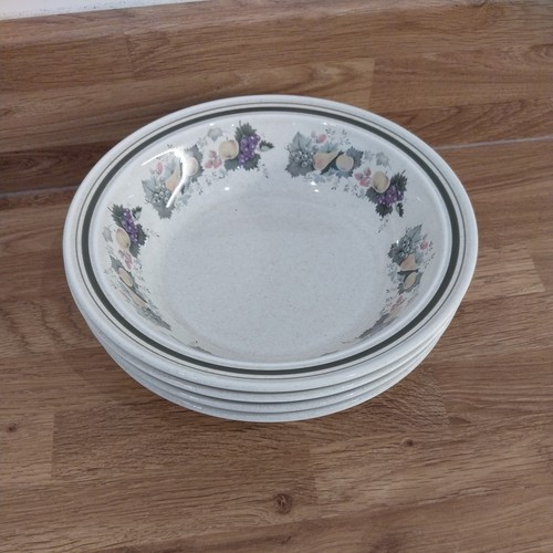 Large royal doulton - 4,