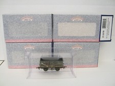 Bachmann 37-227B 16 ton Steel Mineral Wagons BR Grey - Weathered  NEW x Four (4)