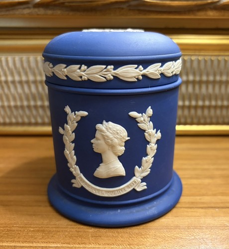 Wedgewood queen elizabeth - wedgewood,