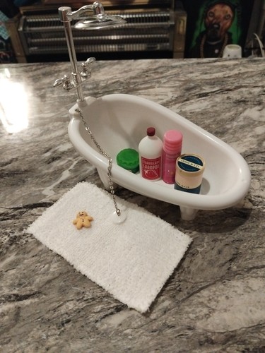 Bath for dollhouse with - bath,