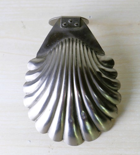 Rare 1920s small shell - small,