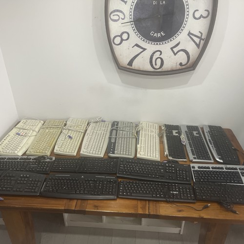 Vintage modern keyboards - 17,