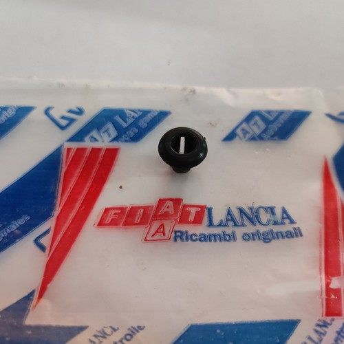 Original windshield wiper - windshield,