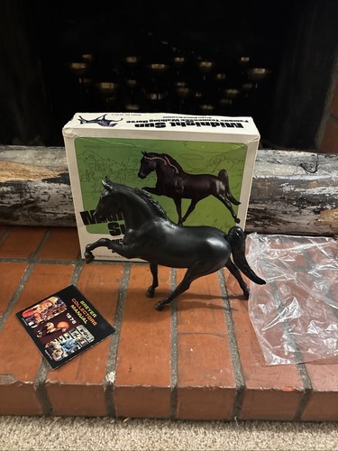Breyer tennessee walking - breyer, horse