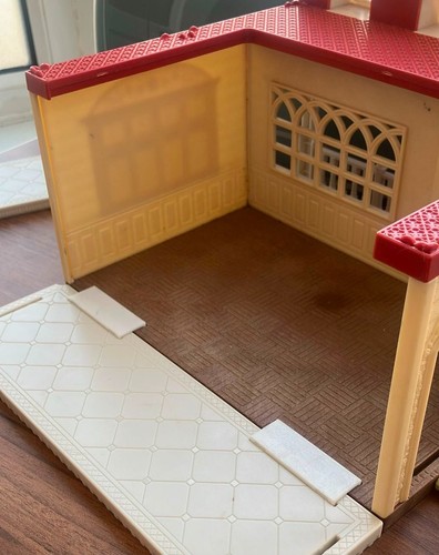 Sylvanian families - sylvanian,