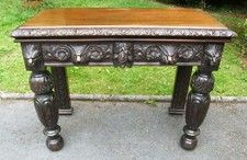 A QUALITY ANTIQUE CARVED GREEN