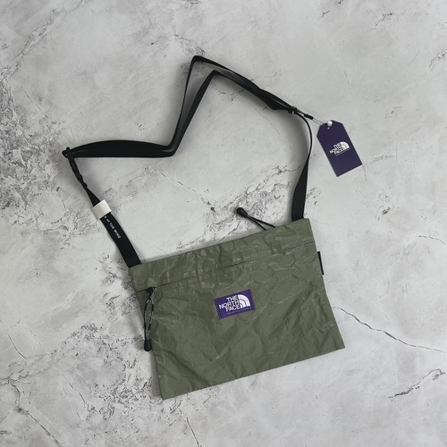 The north face purple - face, label