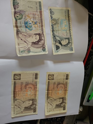 Old pound money notes 10 - pound,