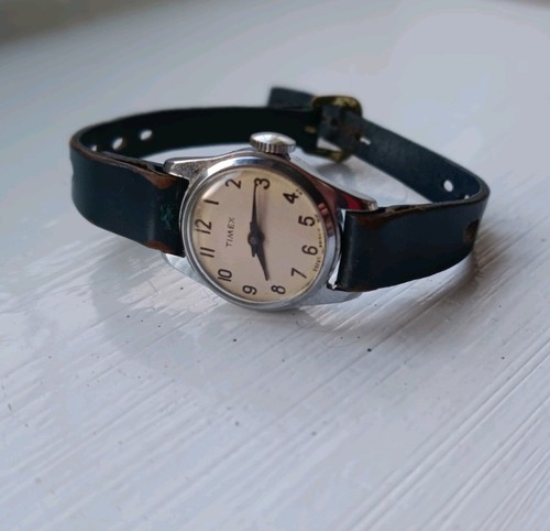 Vintage 1950s timex - vintage,