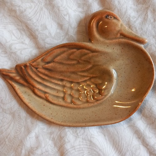 Grayshott pottery bird duck - pottery,
