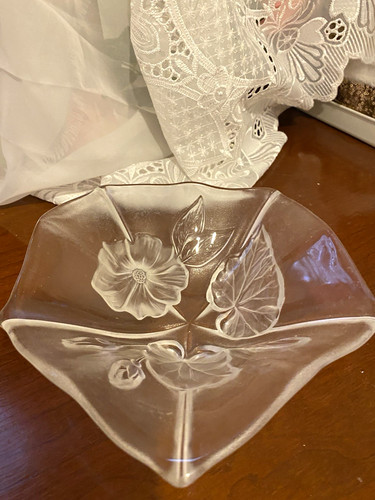Clear pressed glass floral - pressed,