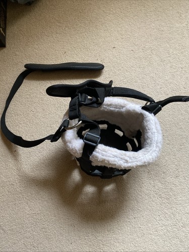 Shires cob grazing muzzle - shires,