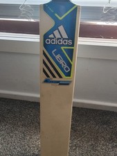 Adidas libro v4.0 cricket bat