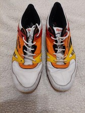 REEBOK VENTILATOR KOYOMI 2006 CALENDAR PACK – JANUARY – SIZE 9 UK