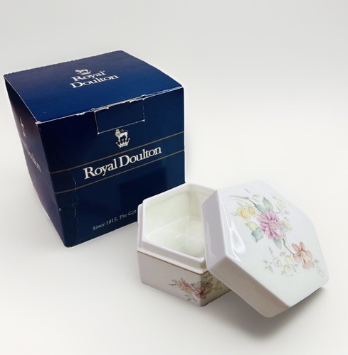 Vintage 1980 royal doulton nib - 1980,