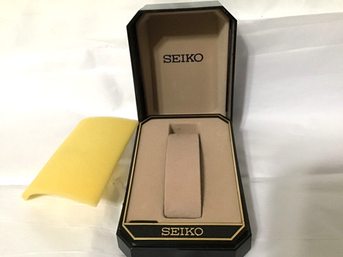 Old seiko watch display empty - old,