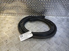 VAUXHALL ASTRA J 11-15 5DR AROUND DOOR SEAL ON DOOR REAR PASSENGER SIDE LEFT