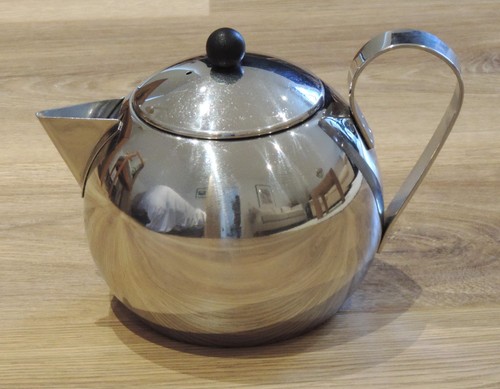 Round stainless steel teapot - steel,