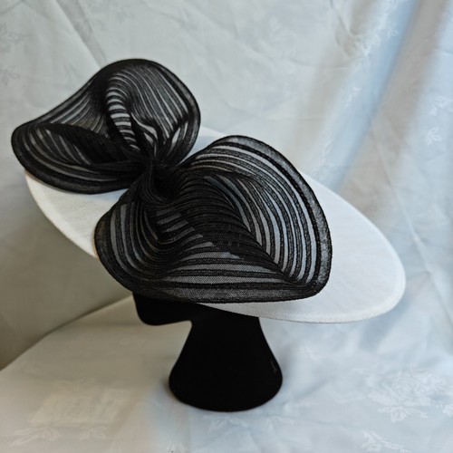 Pure white black - black, bow