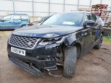 Range Rover Velar breaking