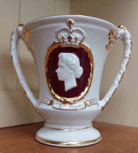 Queen elizabeth burleigh 1977 - elizabeth,