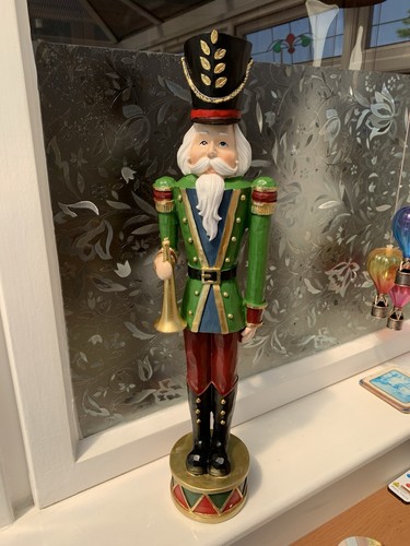 Nutcracker with trumpet - with, 20