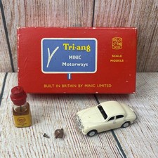 Tri-ang Mini Motorways M.1542 Jaguar 3.4 Saloon 